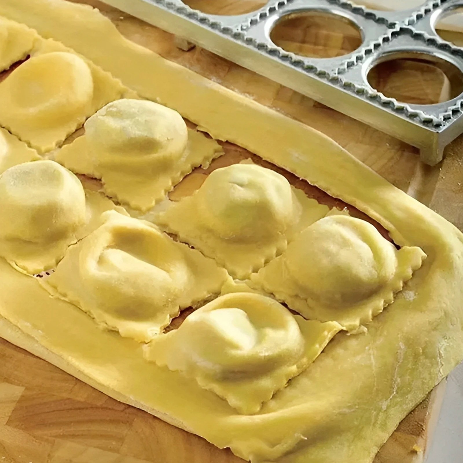 Dumpling Mold 12 Holes Ravioli - Kitchen Appliances Packages review and price